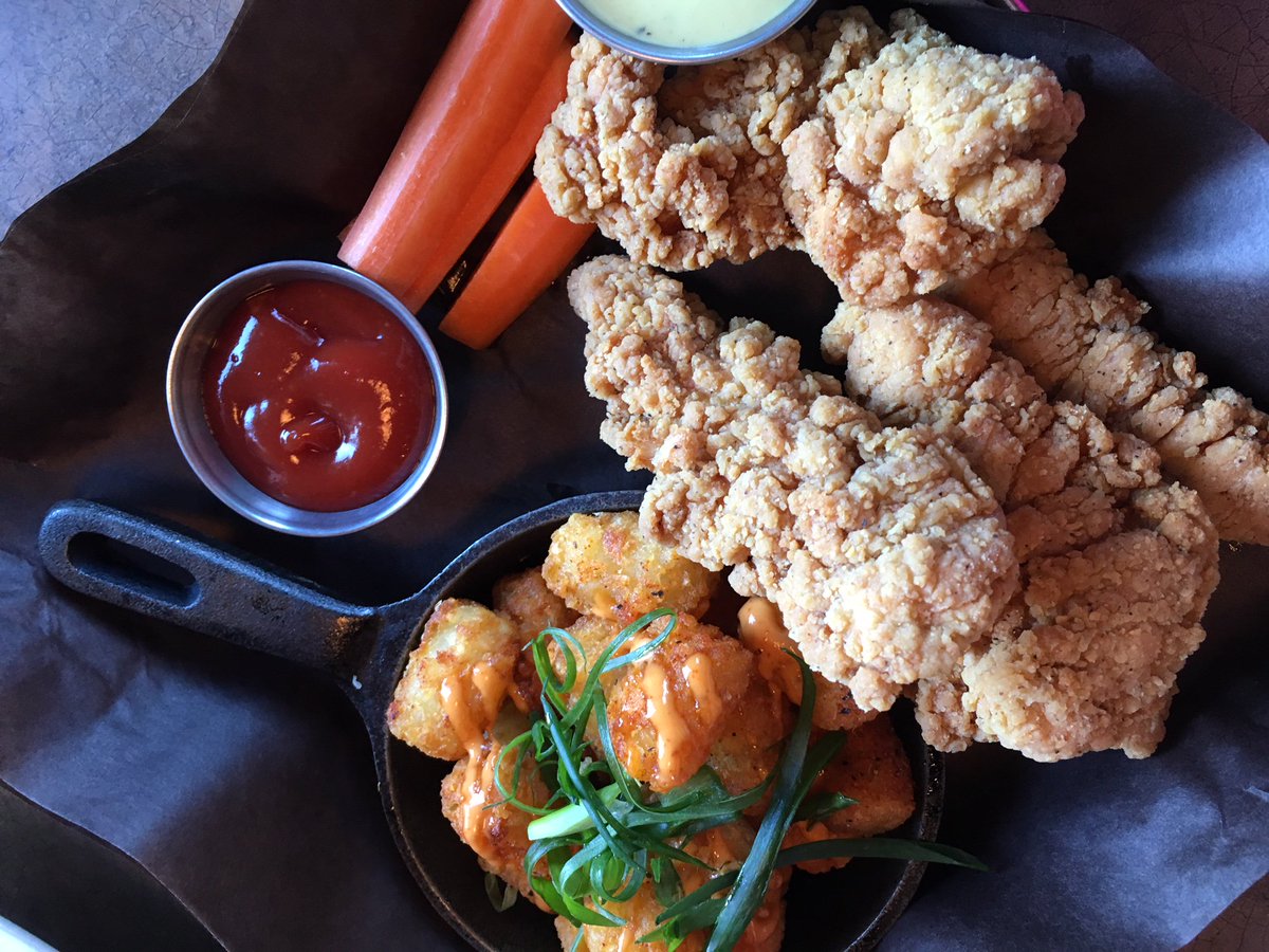 Hipkin Eats Things tweet media