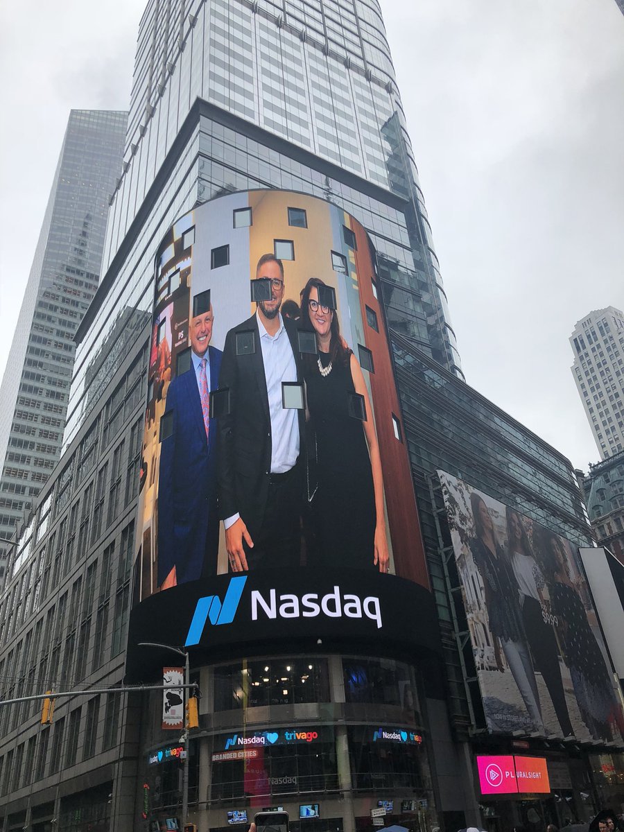 hzynczak's tweet image. Times Square domination. 
Love the brand. 
#PluralsightIPO