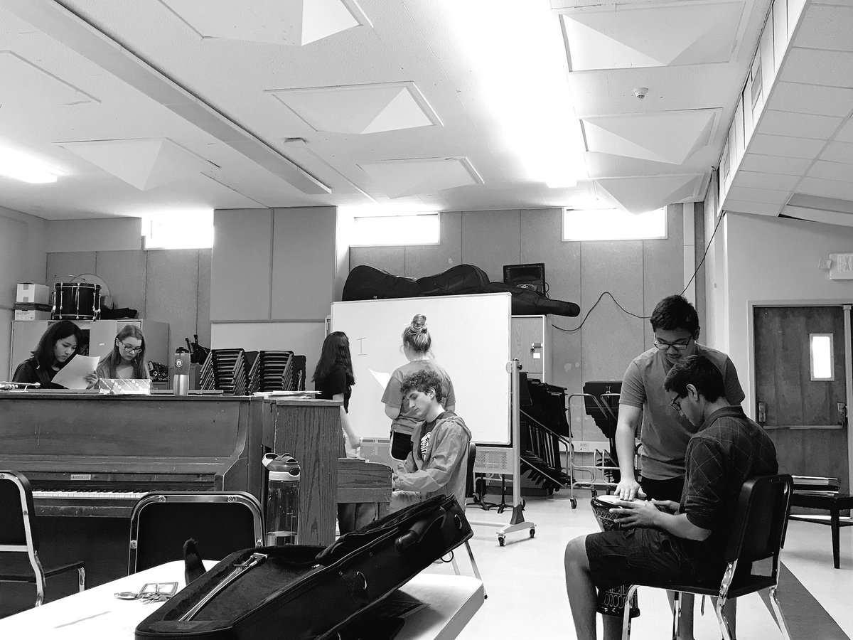nkcband's tweet photo. Advanced Placement Music Theory class working on their final project. A collaborative music composition. #FutureComposers #NorthtownTrue @NKCSchools @NKCInstMus @NKCVocalMusic https://t.co/5JGNQGDCcW