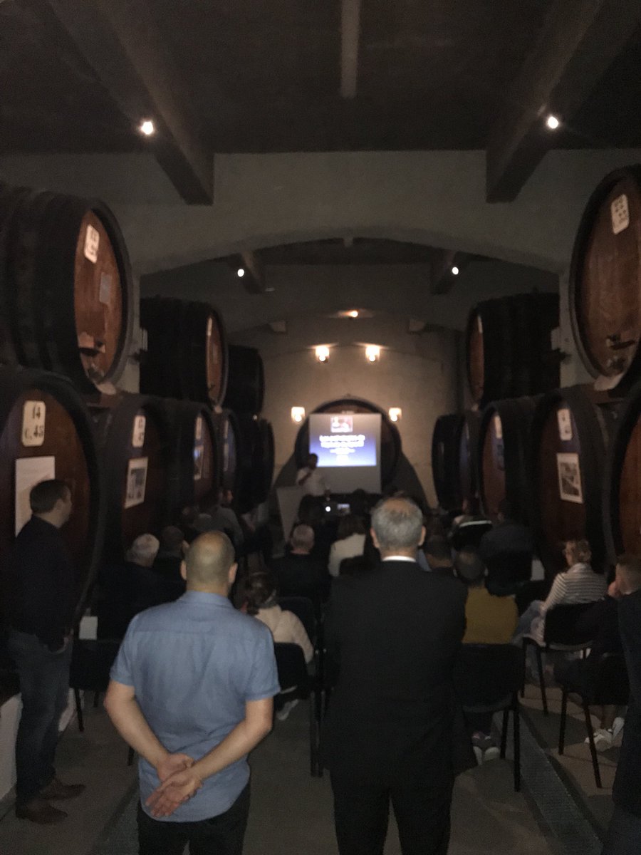 jalbertini84's tweet photo. Soirée thématique pour les kinésithérapeutes du Vaucluse au cellier des Princes à Courthézon : partenariat Caisse d Épargne CEPAC FFMKR 84 https://t.co/PQnmPttSRM