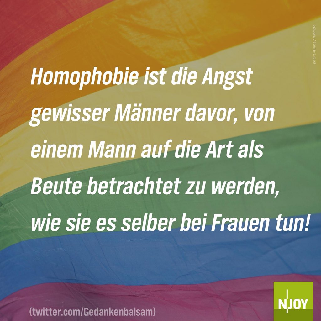 Timonsky_pan's tweet photo. Lieb doch wen du willst! 
#FckHomophobie #LiebeschlägtHass https://t.co/6vOSRbrNBV