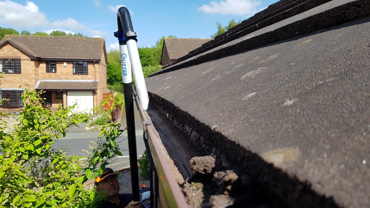 gutterPROuk's tweet image. Moss can break down in your gutters and make a great growing medium for grass and weeds during the summer. Get a GutterPRO in.  GutterPro.co.uk
