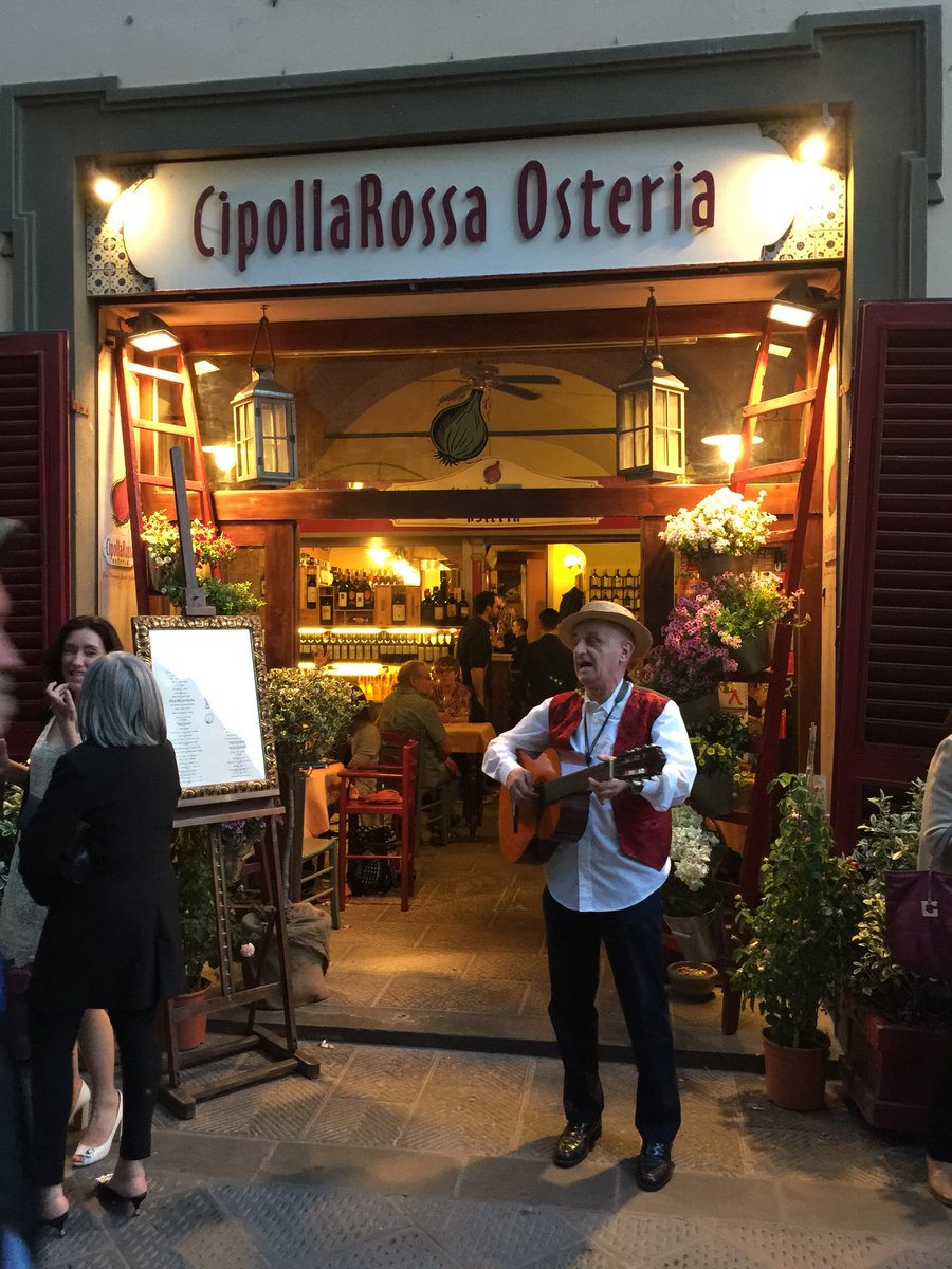 Tuscany Buzz tweet media