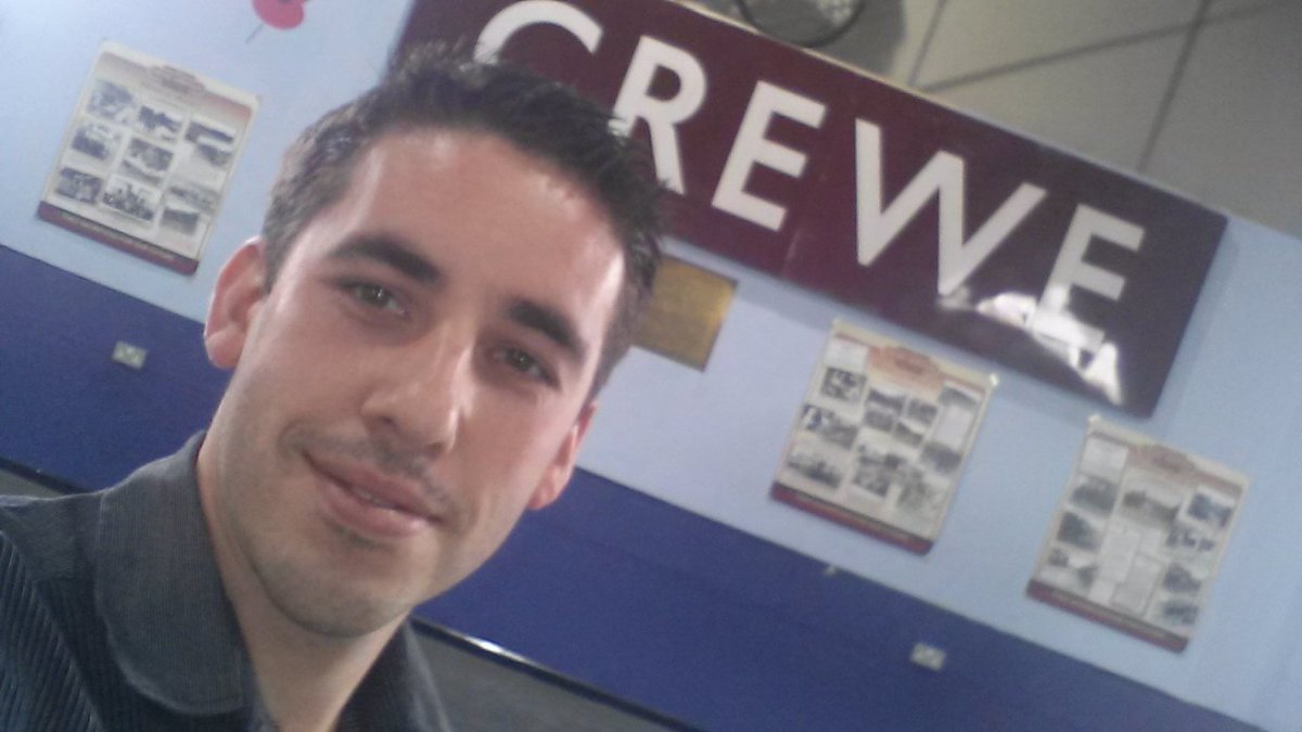 Very busy day at crewe today, but i found some time to get Pi Crewe central closer to the community and  find regional wow's 😀😀 #crewe #creweharitage #flairandformula <a href="/paulallancurtis/">Paul Curtis 💙</a> <a href="/SDEBDD/">simon ewins</a> <a href="/placemadebyyou/">A Place Made By You</a> <a href="/LauraEvans81/">Laura EvansWrobleski</a> <a href="/RikkiQuinlan/">RQPI</a> <a href="/AndyFr4ncis/">AndyFr4ncis</a>