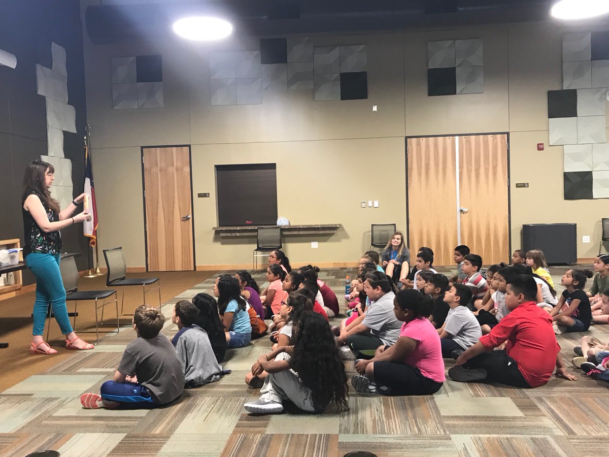 JeffersonAveES's tweet photo. Jefferson 2nd graders walked down Jefferson street to the Seguin Public Library to tour the exceptional facility, and to get information about the summer reading program.   #RoadToExcellence  #MatadorLearners  #SeguinPublicLibrary https://t.co/3CCExyDlO2