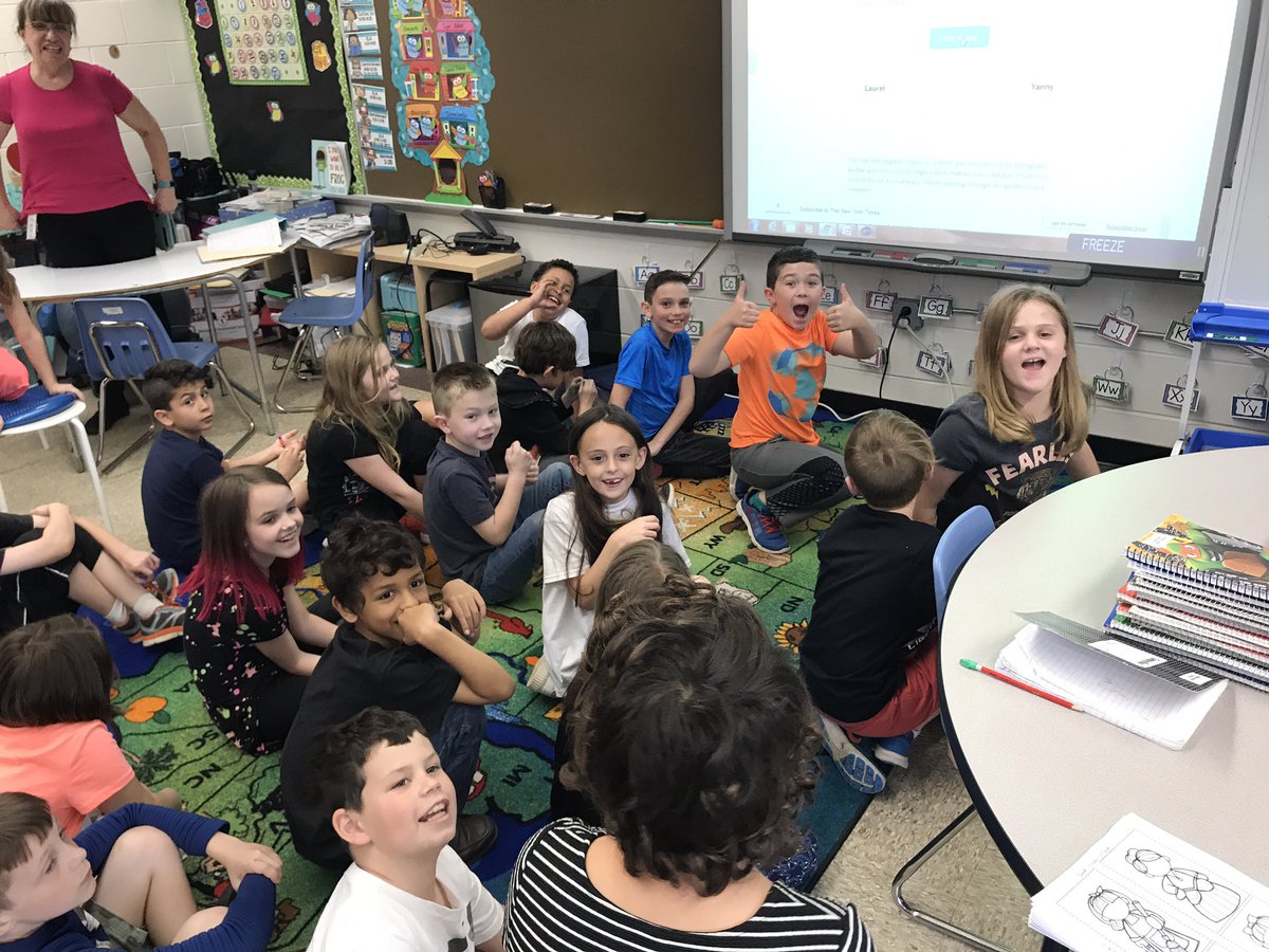 TRSchoolWTSD's tweet photo. 2nd Grade Students joined in on the #LaurelOrYanny debate! #wtsdpride #TogetheR https://t.co/IsDGhC05mS