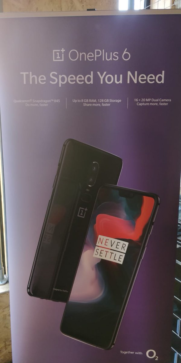 GuruBilly's tweet photo. Currently enjoying learning all about the new #OnePlus6 #FlagshipKiller the pictures it takes are amazing and the value is unreal come down to #o2Cleveleys and see it for yourself #NeverSettle #o2 @OnePlus_UK @rammsteinbloke @MIDCommsUK https://t.co/xAD2772Hwb