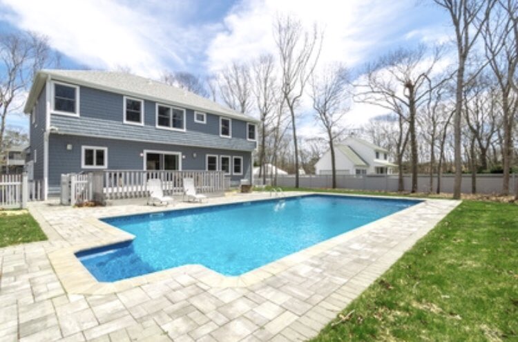 VrSaunders's tweet photo. 8 days and counting but there’s still time to find that perfect summer rental!😎
.
.
#hamptons #nyc #luxurylifestyle #hamptonslife #longisland #memorialday #summerreantal #summer #hamptonsstyle #hamptonslifestyle #luxury #newyork #realestate #luxuryrealestate #thejeremyryanteam https://t.co/Qm5ZOgl2LG