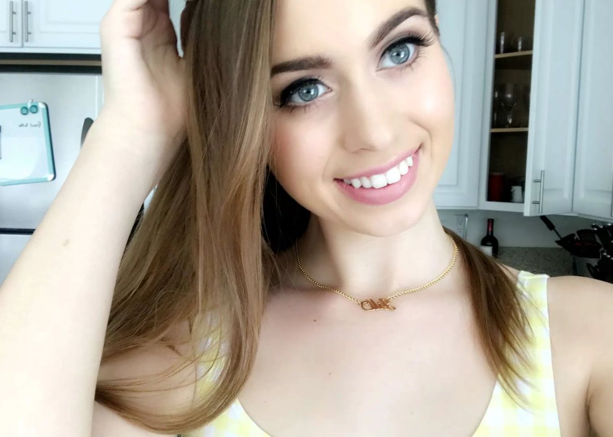 thepeachy16's tweet photo. #TerfficThursday Lovely sweet beautiful kindhearted @JillKassidyy https://t.co/kD3Iu3pV2I