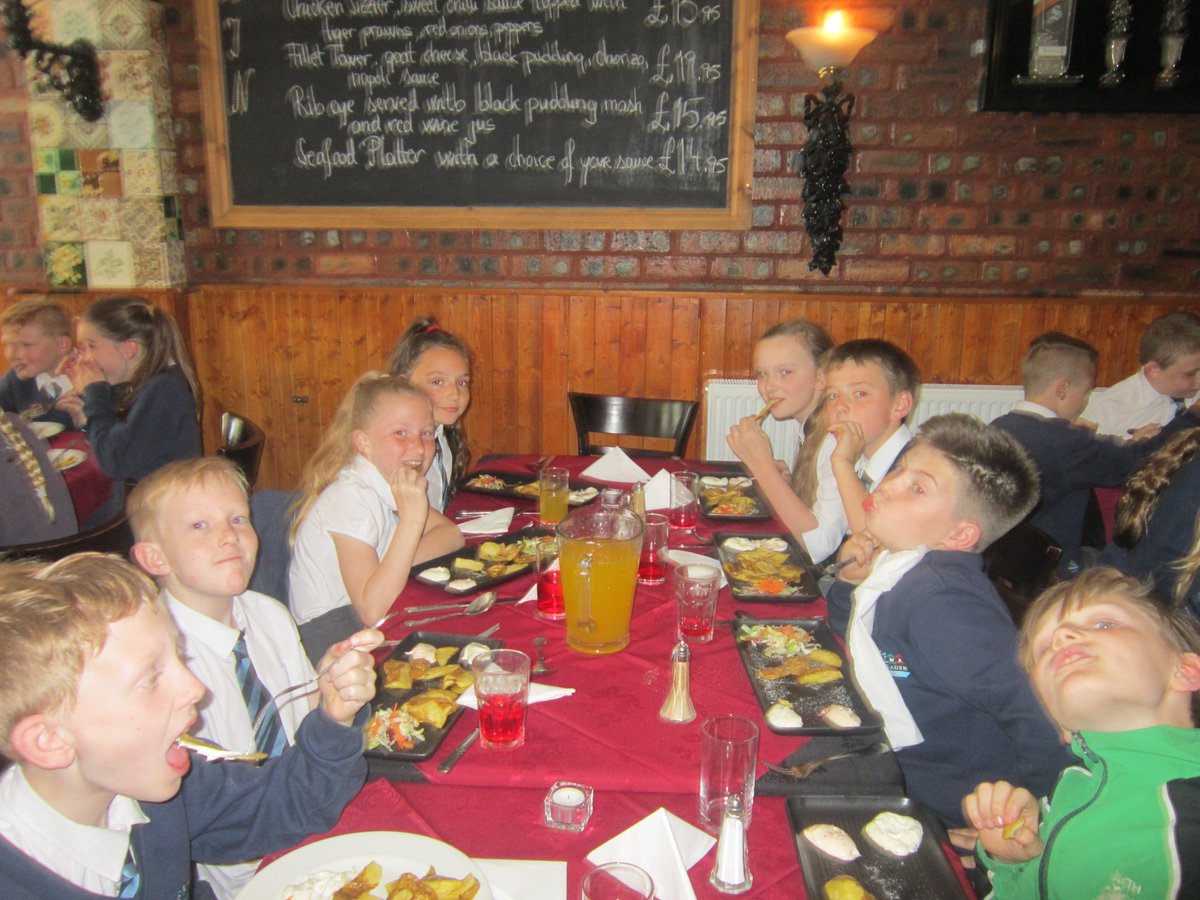 CPAMissJohnson's tweet photo. Year 6 enjoying their reward at Sambuca after finishing their SATs. @CroftwayPrimary https://t.co/wWbWm8IhQQ