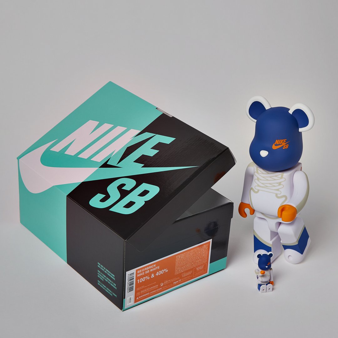 nike sb bearbrick 1000