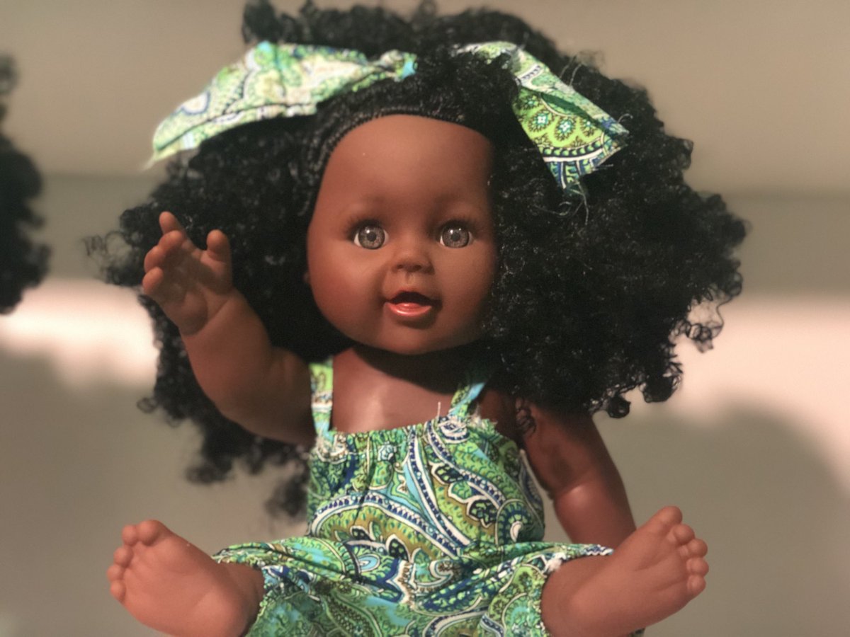 Multipleseasons's tweet photo. Love these African dolls at Mama Magic #dolls #MamaMagicSA #twins #littleafrillers @MamaMagicSA https://t.co/yGszmvAMEn