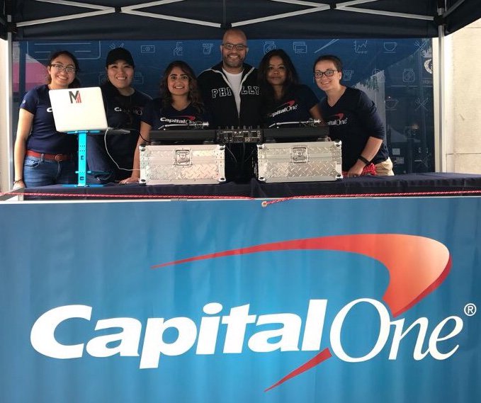Mal_Poindexter3's tweet photo. I'm rockin at the 2018 @RittenhouseRow #RittRowSpringFest presented by @CapitalOne! Catch me at 17th &amp; Walnut this Saturday from 12 to 5pm. #art #fashion #familyfun #food #beverages #entertainment https://t.co/M5MFXLo29T