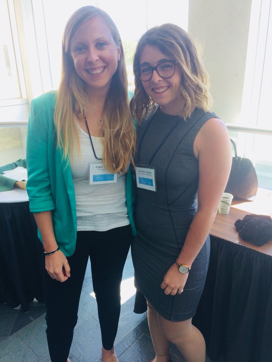 quebequeer's tweet photo. SHE FOUND ME😍 #newfriends #airplanesoulmate #IPACchange @IPAC_NCR @ClaireSerg https://t.co/3oQkffijbc