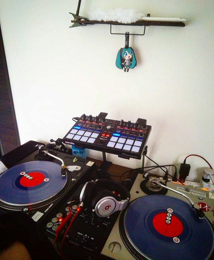 RobottoRecord's tweet photo. Practicing Dj #djlife https://t.co/4dZUncIyGD