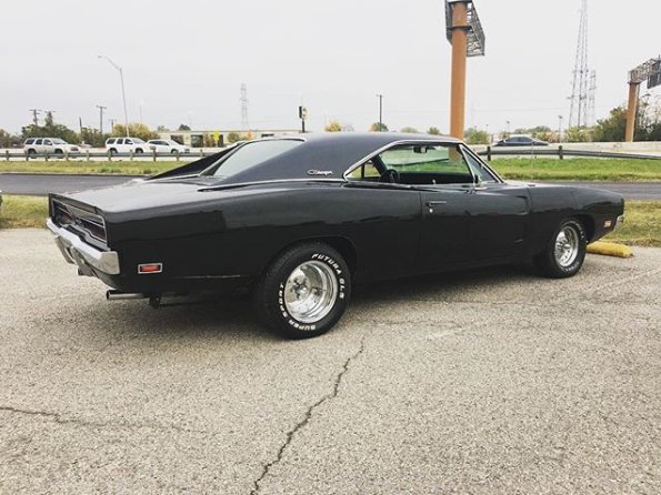 SummitRacing's tweet photo. Ohhh Black Betty... #Dodge, #Charger, #1969 #dodgecharger #1969DodgeCharger #fast #furious #musclecar #summitracing #diy #project #mopar #moparnocar #bbody #moparunity #moparworld #50yearsofsummit https://t.co/iXJZH62sOi