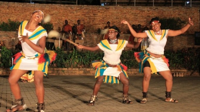UKTheatreDance's tweet photo. Announcing the 34 theatre & dance artists who will travel overseas with support from the Artists International Development Fund: https://t.co/Pcwm8mHaQg @CleoDanceBaton @dsheppeard @fauvealice @JamiBoii https://t.co/5nVvETBYXQ