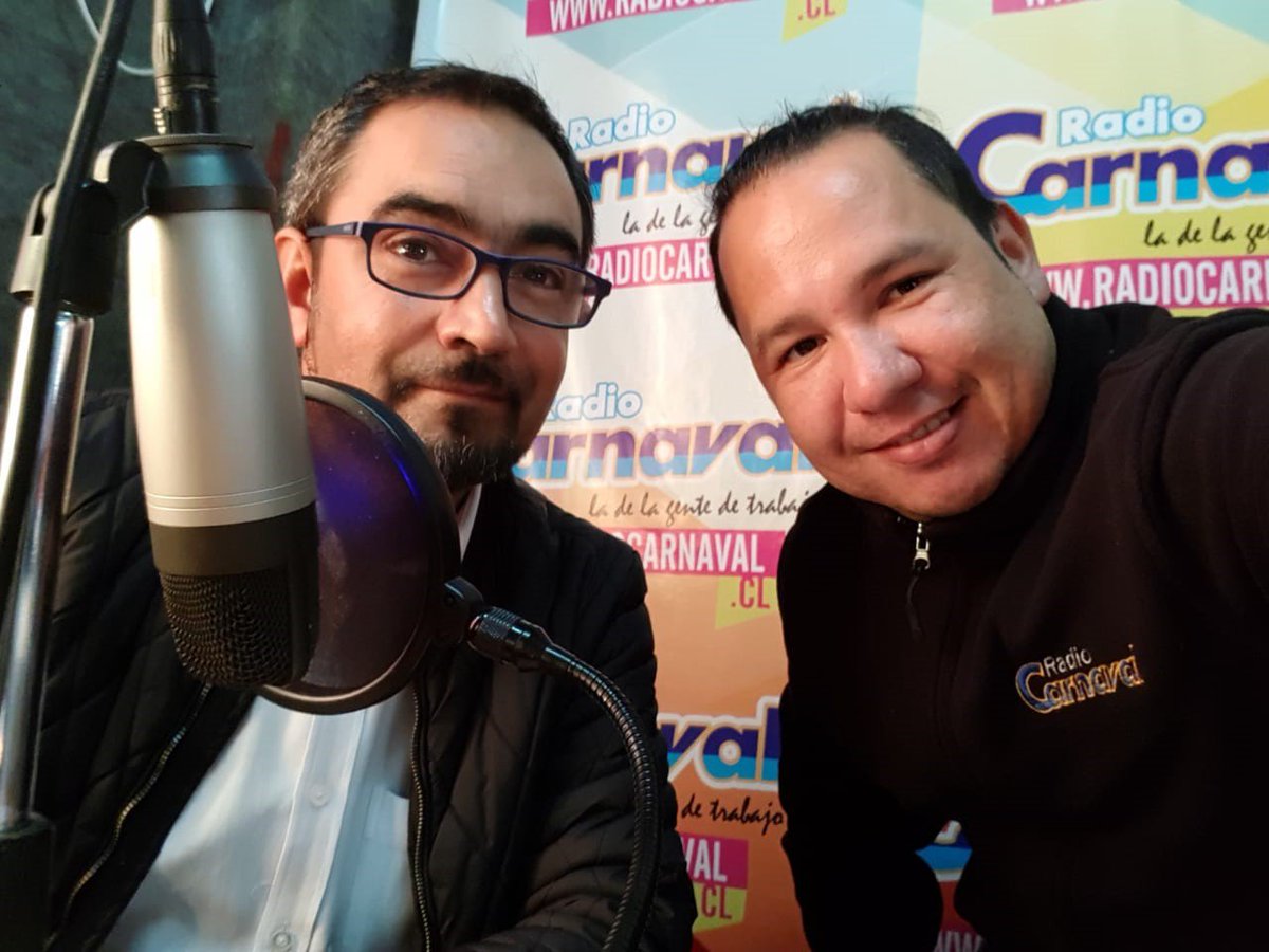 OIMChile's tweet photo. @CarnavalANF recibe @victor1_flores @OIMChile Antofagasta para conversar sobre instalación #OIM Organismo de Naciones Unidas para la Migración, en Región, #DTM Plan de Acción Regional y reiterar llamado a participar en #ProcesoMigratorio  Gracias #RadiosChile por apoyo difusión https://t.co/QoRukux8ST