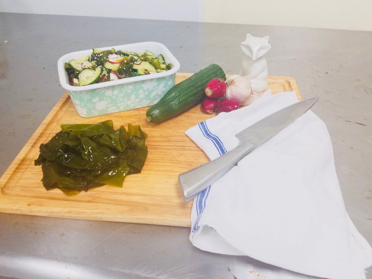 Come try our Kelp Salad this Sunday at the Fair Haven Riverfest! There will be fun waterfront activities, music, and food. ----> quinnipiacriverfest.com