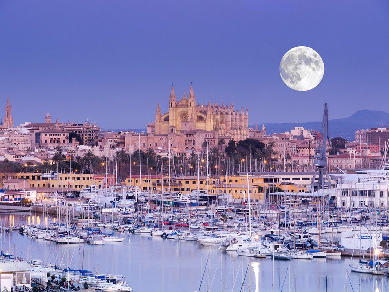 CNTraveler's tweet photo. 10 beautiful coastal towns in Spain you should visit this summer https://t.co/4IB1gHAYnf https://t.co/I1LDstUzGQ