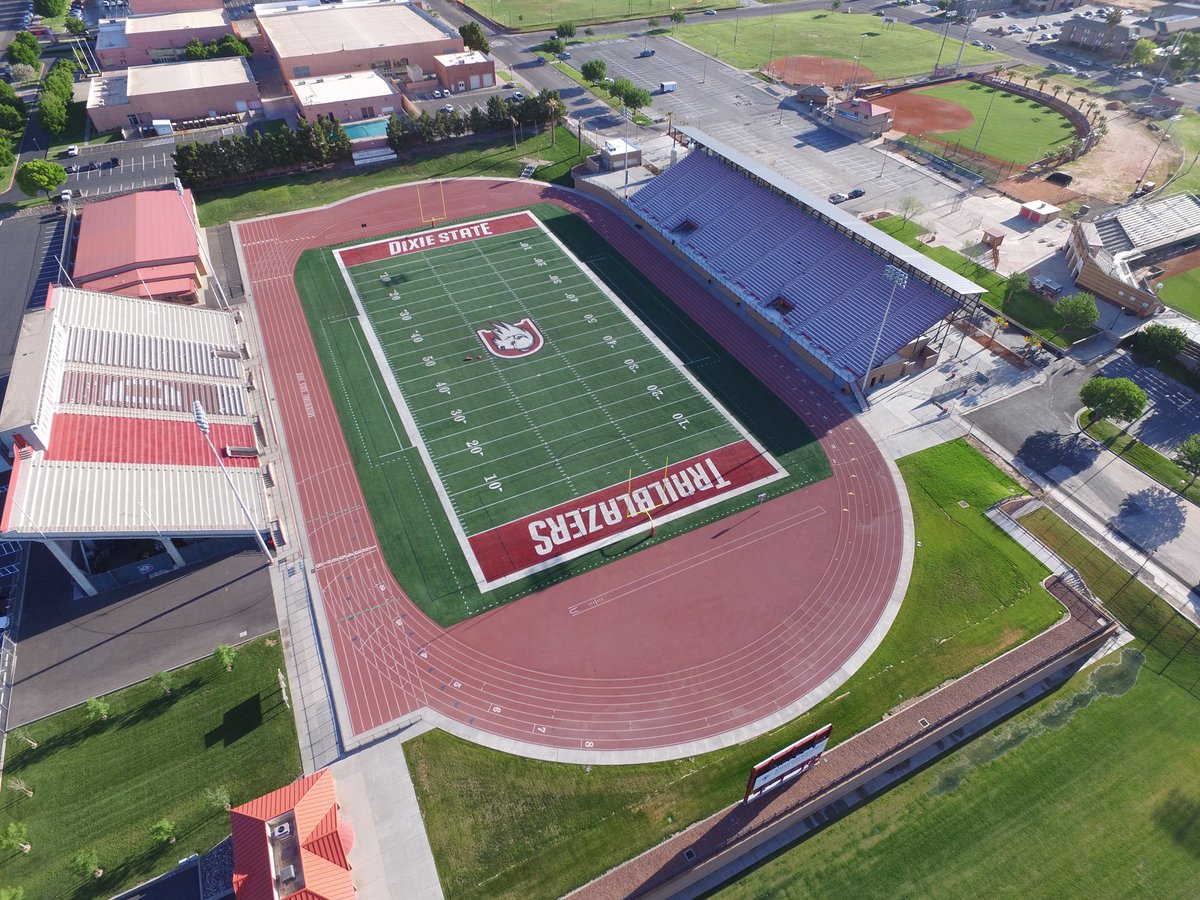 jdeaster11's tweet image. East side stands finished @DixieAthletics Could be the nicest little @BeynonSports BSS300 &amp;amp; @FieldTurf Rev360 Stadium in the Country! 👀😲 we appreciate their loyalty! 👊#thankyou #leaveitallonthefield #makingfastlookgood #quality #performance #safety ⚽️🏈