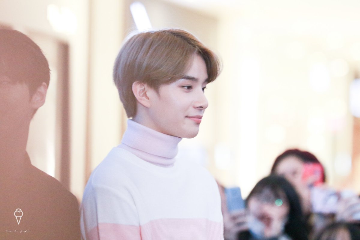 cream__9802's tweet photo. 180324 고양 🌸
💐 My pretty boy 
#정우 #NCT #JUNGWOO #NCT_U #NCT2018 https://t.co/D7XxWCWxYT
