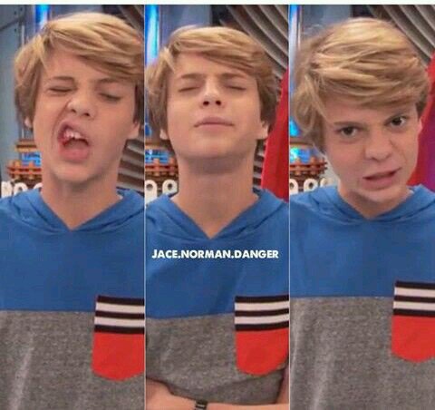 JACE_ING_DREAMZ's tweet photo. Me trying for a sexy selfie lmao >#henrydanger #kidDanger #jacenorman https://t.co/Yn2EHneB2B