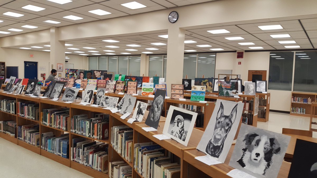 HHS_Classof2020's tweet photo. Hightstown HS's Artist Union 9th Annual Art Show is this evening from 6-8 in the Library. @EWRSDArts https://t.co/okf3Vbt8Zu