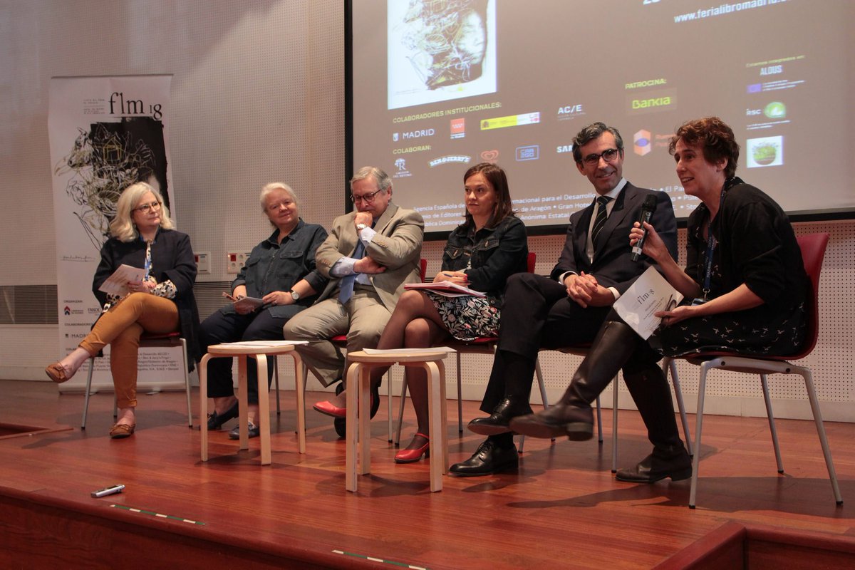 FLMadrid's tweet image. ¡Hoy hemos presentado la #FLM18!

En el dossier de prensa encontrarás la programación: bit.ly/2KwlP5W

Muy pronto podrás consultar en nuestra web las propuestas día a día, totalmente actualizadas: bit.ly/2IogzVi

📸 © Sergio E. Bonillo López