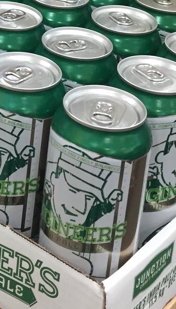 meegan_whiten's tweet photo. @JUNCTION_CRAFT #ConductorsCraftAle #EngineersIPA #TheBeerStore #Dundas&Jane #ColdOnes #May24 https://t.co/sLuEC4XpJ4