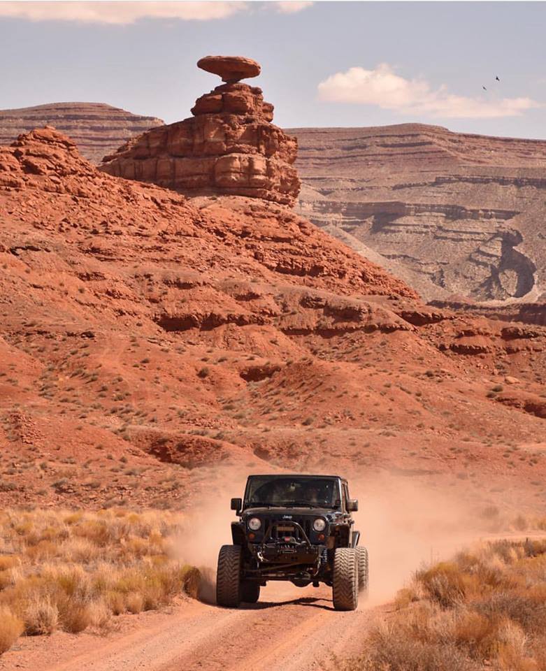 USAadventurist's tweet photo. Great pic by lone_wrangler cruising by Mexican Hat! #GoExploreUtah https://t.co/PfDh1YSJLl