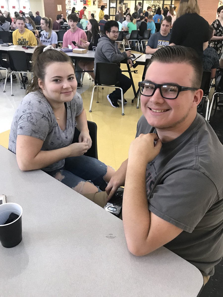 Colts2018's tweet photo. Senior Breakfast 9 https://t.co/mLk540gcCw