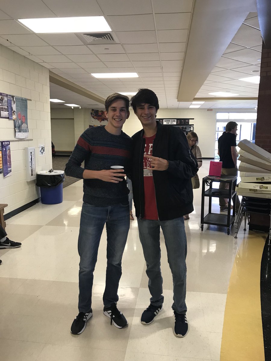Colts2018's tweet photo. Senior Breakfast 7 https://t.co/g4AQslFgWR
