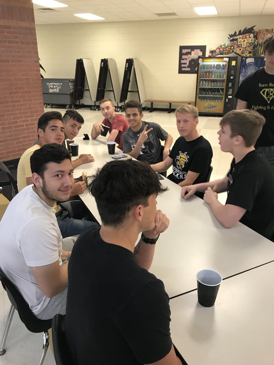 Colts2018's tweet photo. Senior Breakfast 10 https://t.co/pSOqIIjuIy
