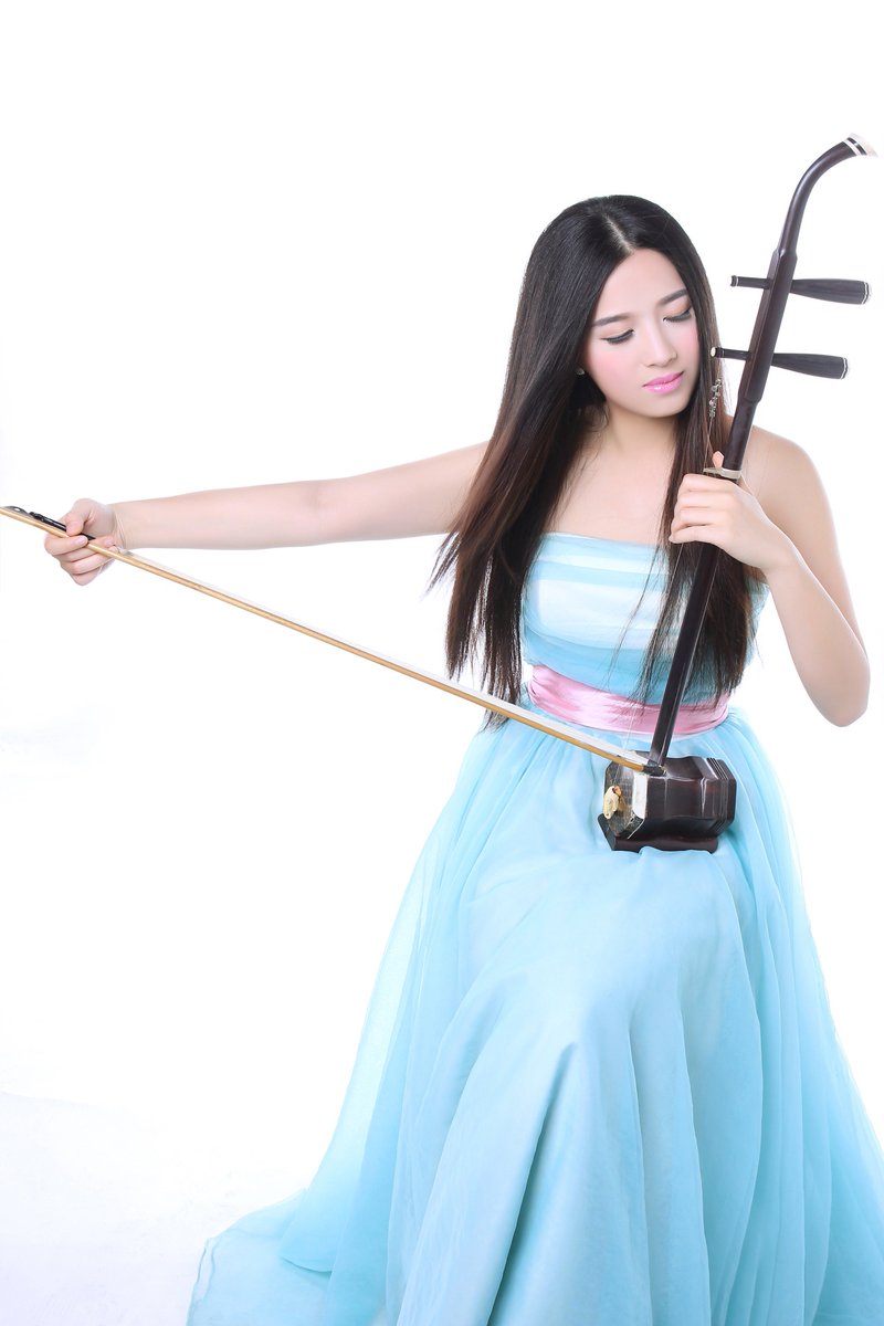 smallworldnotes's tweet image. NEXT WEEK! #Erhu virtuoso @AmelyZhou brings innovative group to #smallworldmusiccentre – Yi Wang (sheng), Lipeng Wu (dixi), Roa Lee (gayageum), @rnaimpally (tabla). Adv tix $15 &amp;gt; bit.ly/2rLV0D6 / $20 Door Traditional instruments from 🇨🇳🇰🇷🇮🇳 #AsianMusicSeries
