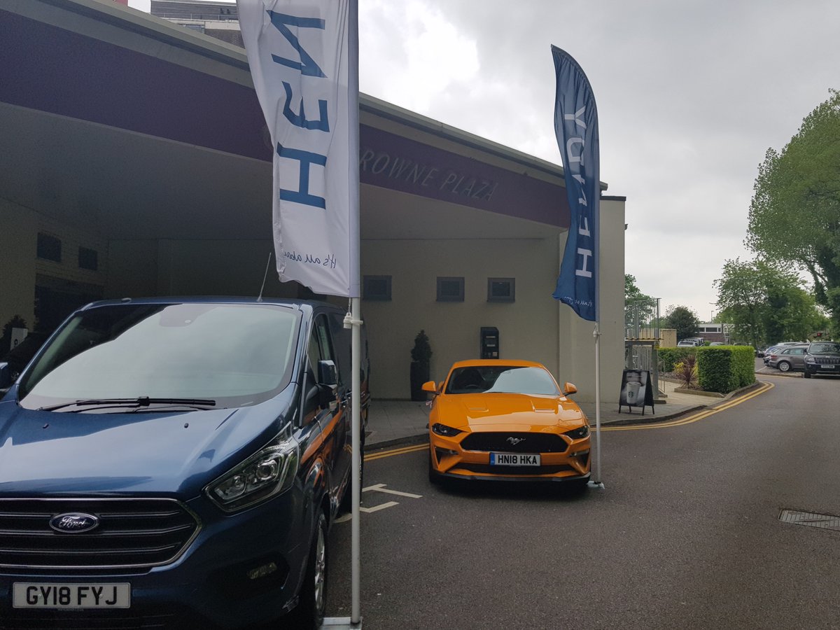 HendyGroup's tweet photo. We were delighted to see the #Mayor of #Crawley, Brian Quinn, in attendance at the recent @manor_royal networking event! 

Brian and his wife certainly seemed to be drawn to one car in particular... 😏 #TeamHendy @forduk @FordMustang https://t.co/HRHXG6ycKR