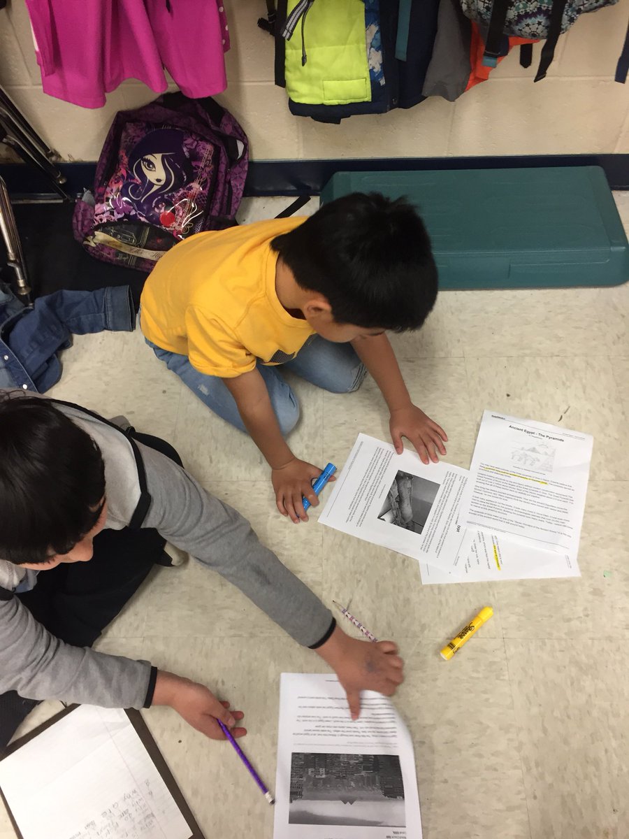 MissSullivanBT's tweet photo. Students working hard using their nonfiction/historical texts strategies to gather information for their “History Of..” projects! #readingworkshop #ltps #ltpsBF #bfTakesCare @williambjmeurer @bfes_ltps @LTPS1 https://t.co/OiPnTBRowU