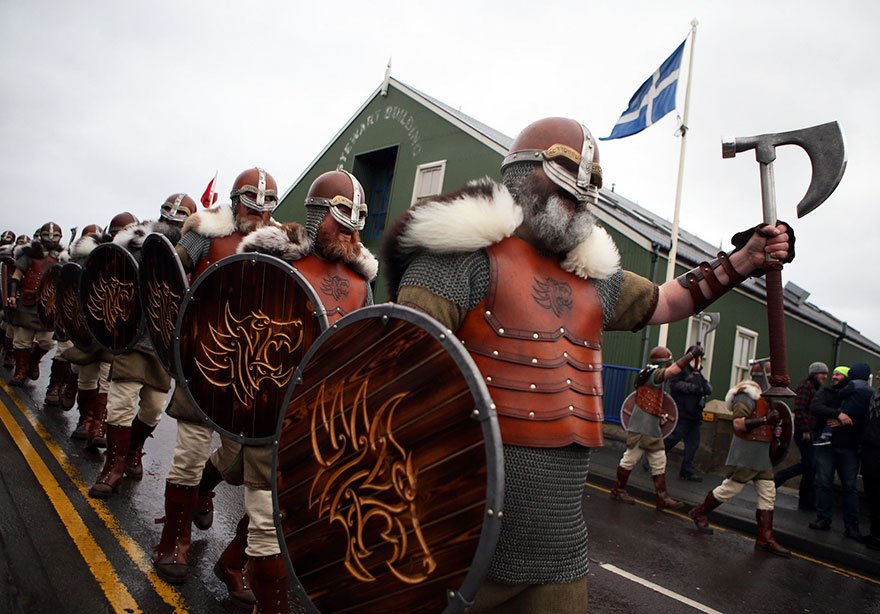 vikingverse's tweet photo. In Old Norse, a Scot was called a Skottar and an item from Skotland would be Skozkr (adj). https://t.co/1nGE61O9jP