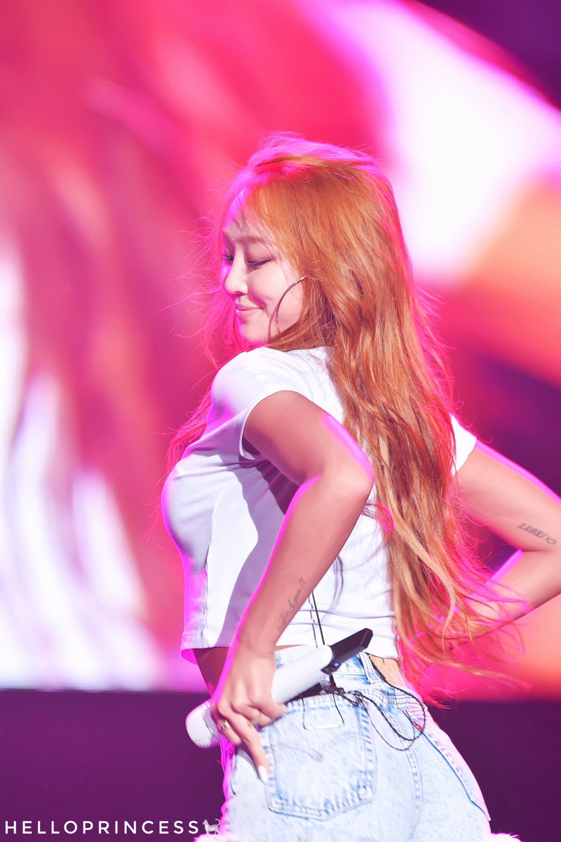 HelloPrincessK's tweet image. 180517
 #효린 #hyolyn HD

She looks great😭😭😭