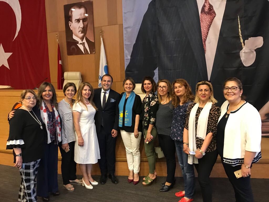 Gezici Araştırma Merkezi Başk..Murat Gezici, Adana’da 
Ka-Der eğitimlerini gerçekleştirdi.