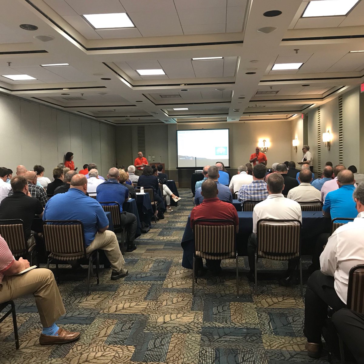 gilbarcoinc's tweet photo. Another great day of speakers and sessions at #RFTC2018. The rooms are packed for topics on future-proofing your business https://t.co/NTVOAh4080