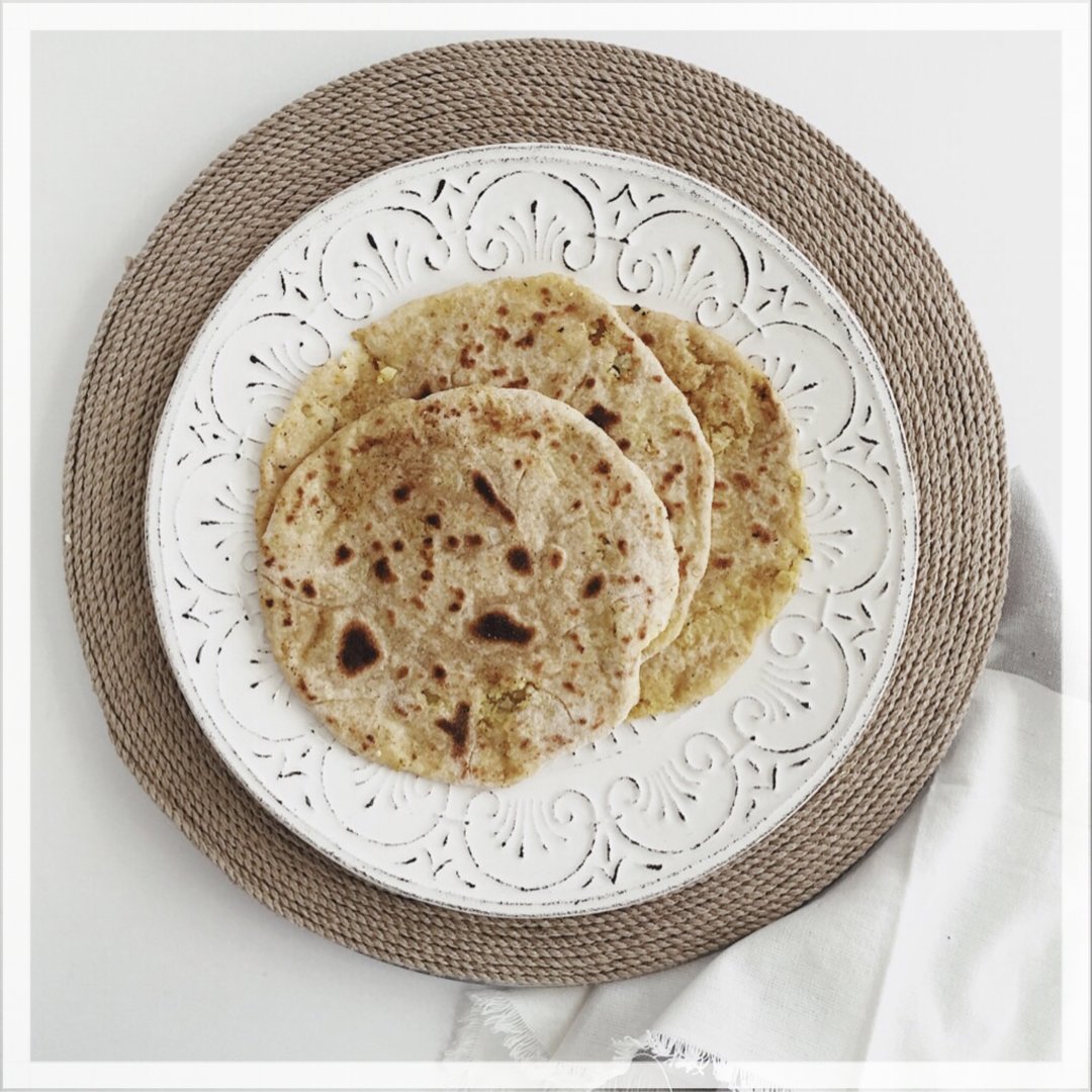 drjasmol's tweet photo. Gobi Paratha - Spicy Cauliflower Stuffed Flatbread https://t.co/R2FKSmAahI