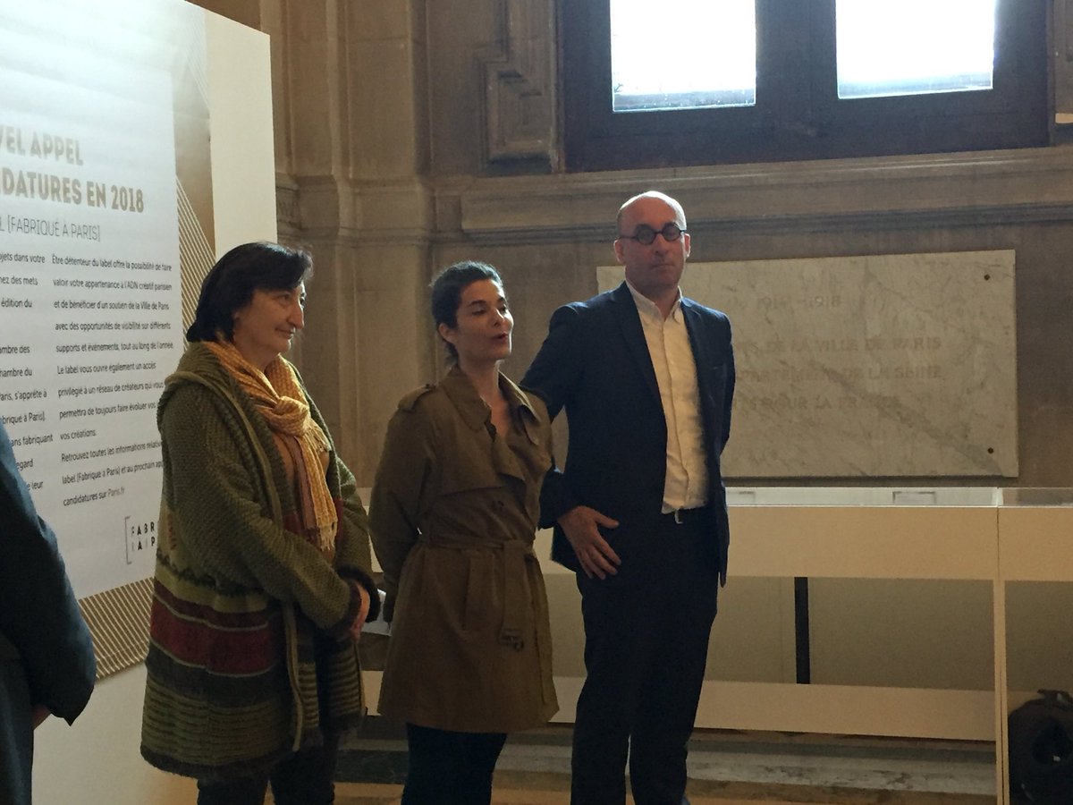 #FabriqueaParis le label parisien qui distingue les producteurs du territoire <a href="/Fredhoc/">Frédéric Hocquard</a> <a href="/OliviaPolski/">@oliviapolski.bsky.social</a> A voir <a href="/parisrendezvous/">Paris Rendez Vous</a> #salondesprevots jusqu’au 22/06