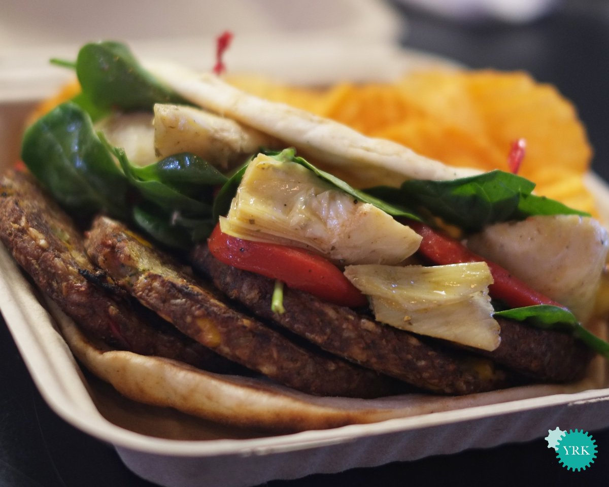 There's a Burger Week in York (<a href="/RWYork/">Restaurant Week York</a>)?! We checked out some favorite local spots (<a href="/thebusybee0023/">andrew barnes</a>, <a href="/RevivalYork/">RevivalSocialClub</a>, <a href="/roostuncommon/">ROOSTFOOD</a>, and <a href="/tutonisyork/">Tutoni's</a>) so that you got a head start on the places you can't miss. It's all on the blog: yrkmagazine.co/2018/05/17/yor…