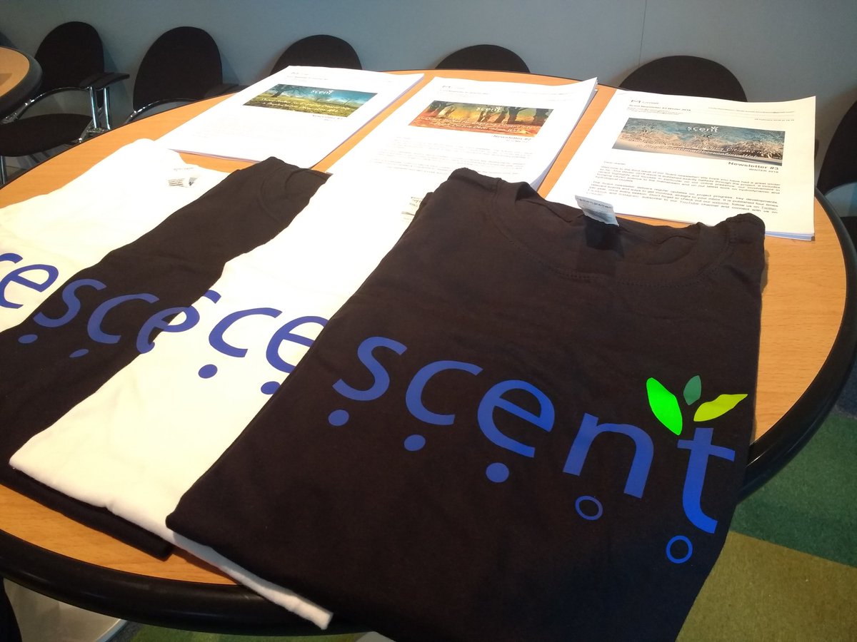 WeObserveEU's tweet photo. Retweeted Scent (@SCENT_EU):
Showcasing our #ScentEU components, demos and dissemination material at the mid-term review meeting in Brussels @EU_H2020 #H2020 #citizenscience #citizensobservatories https://t.co/jrsi207ypm