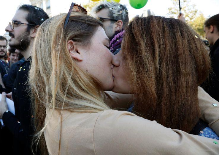 Le 17 mai 1990, l’Organisation Mondiale de la Santé, décidait de retirer l’homosexualité de la liste des maladies mentales. Le saviez-vous ? #homophobie franceculture.fr/emissions/la-q…