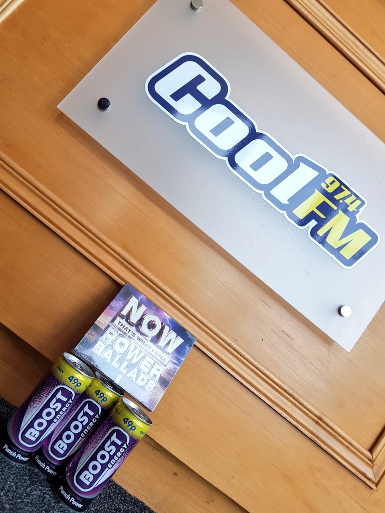 Anna Henry tweet media