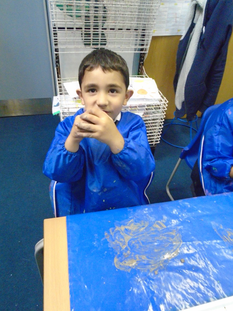 MatthiasN16EYFS's tweet photo. Reception have been making their own Bog Babies! The clay was very tough to mould but it gave our hand and arm muscles a good workout! #EYFS #physicaldevelopment #bogbaby #whoneedsagym https://t.co/8XINHFhu5n