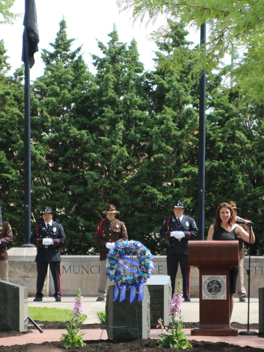 chiefdoughale's tweet photo. Grateful for the men and women who serve our towns, states and country this National Police Officers Week. Today we honored fallen heroes at a memorial service with other local Police and Sheriff's Departments. https://t.co/4kobJqS8Lr