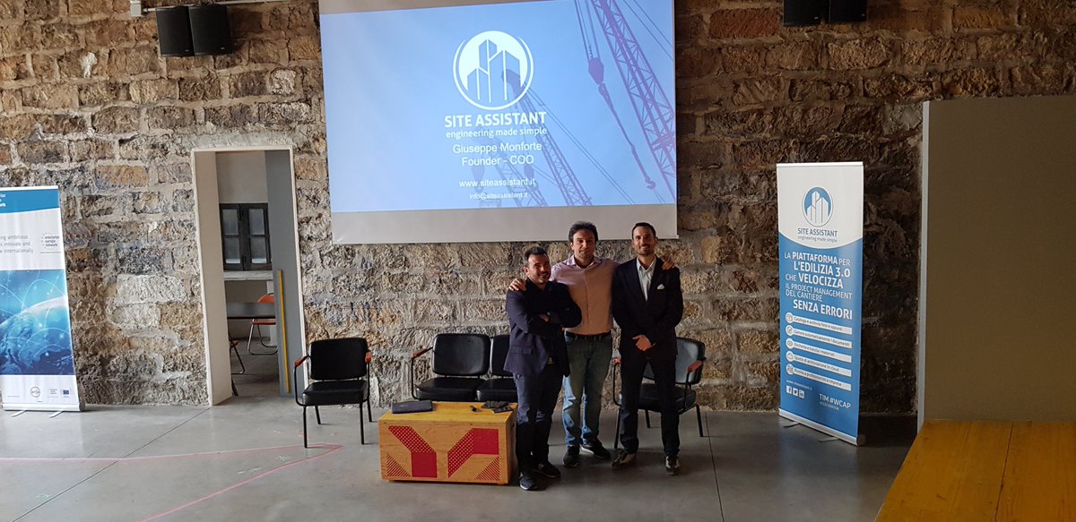 SiteAssistant's tweet photo. Ecco alcune foto dell'evento di ieri pomeriggio a Palermo.
Ringraziamo tutti i partecipanti.
Grazie agli amici del @ArcaIncubatore e di @creziplus per aver organizzato l'evento. https://t.co/6tSfP4QFSX
